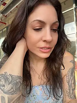 Chatroom XXX en direct de BeautifulMesss