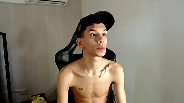 YorYo_hotn Live XXX chat