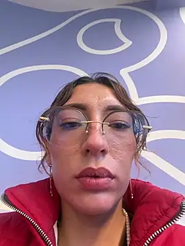 Tomoe_b Chat XXX in diretta