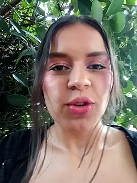 دردشة Danni_shy الجنسية المباشرة