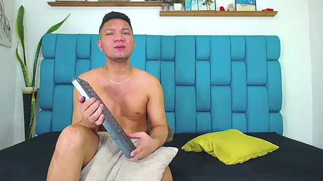 Stephen_Angel Live XXX-chat