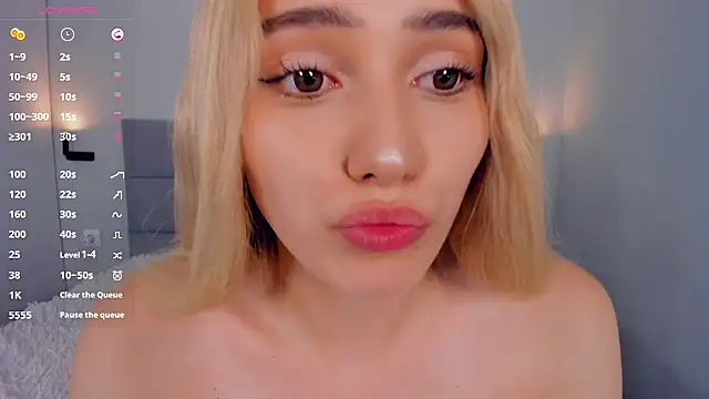 Barbiebloom live XXX chat