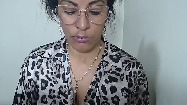 kateleyagrey Live XXX-Chat