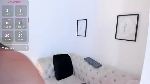 Kiranmayi_ élő XXX-chatje