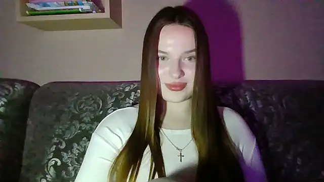 BratzDollVibes Adlı Modelin Canlı XXX Sohbeti