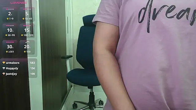 Jass-Karan Adlı Modelin Canlı XXX Sohbeti