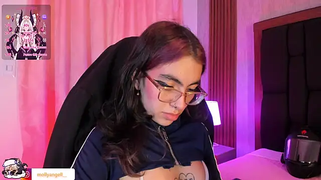 Chat XXX en directo de Molly_A