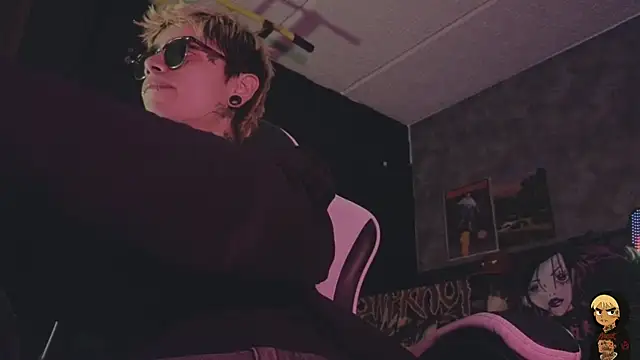 AcidMilo 即時 XXX 聊天