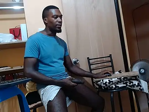 kurtbigcock Adlı Modelin Canlı XXX Sohbeti