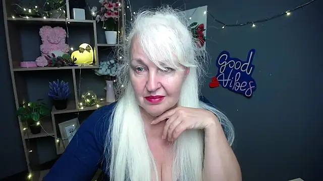Czat XXX na żywo – BlondyLeeBest