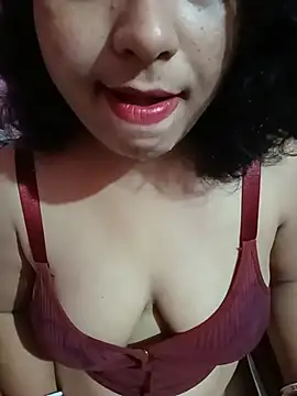 Deliciouskimi Adlı Modelin Canlı XXX Sohbeti
