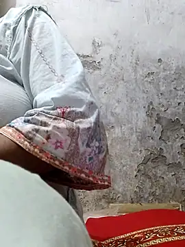 Gulapi_N Adlı Modelin Canlı XXX Sohbeti