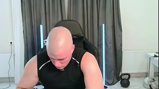 Bigbaald Adlı Modelin Canlı XXX Sohbeti
