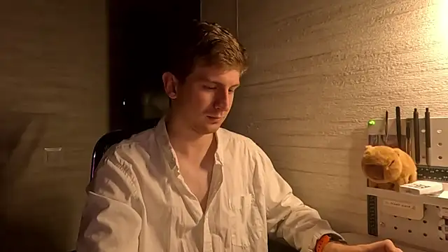 צ'אט XXX בשידור חי של Einar_Nut