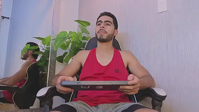 Markos_Miles' Live XXX Chat