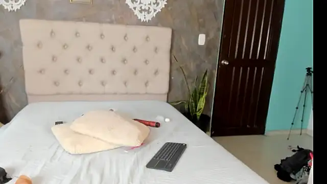 XXX chat uživo modela lily_rose1