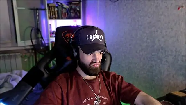 Chat XXX Live _Serious_Man