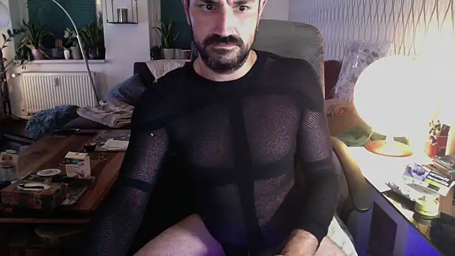 Chat +18 de tomz0819 ao vivo