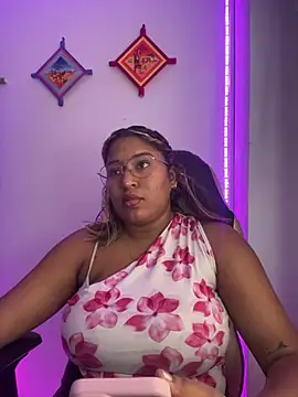 Chatroom XXX en direct de morena_2026pink