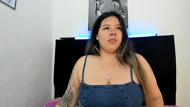 LinaBrowm's Live XXX Chat