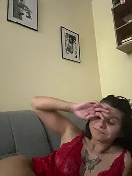 Brutecia2002's Live XXX Chat