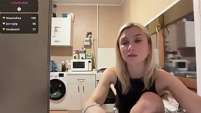 AngelJeni's Live XXX Chat