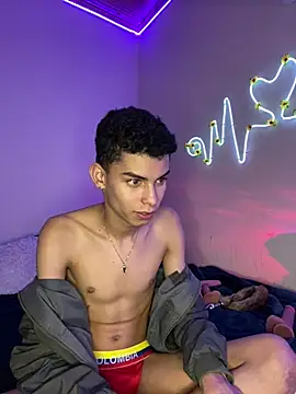 XXX chat uživo modela Philips_Jhon