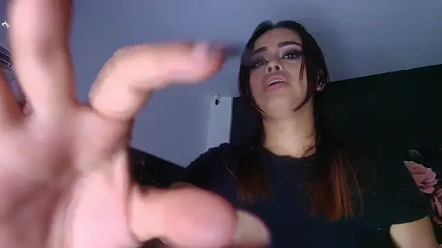 EvaaFoxxy1 XXX чат на живо