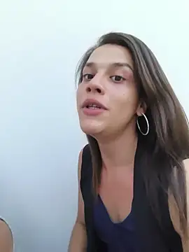 MeninaSapeca Chat XXX in diretta