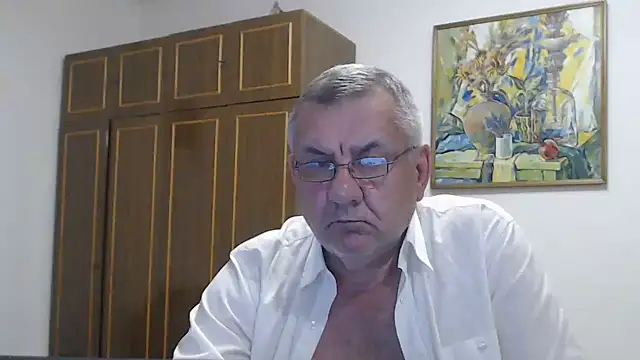 הופעת וובקאם של machomale3