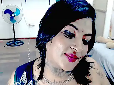 Chat XXX en directo de Indiancatz2