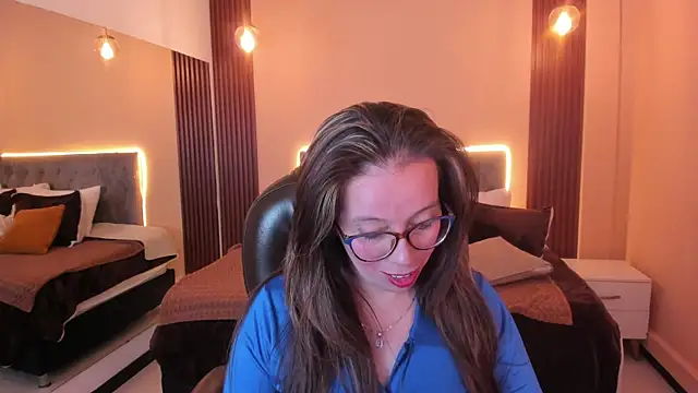 Chatroom XXX en direct de Victoria__blake_