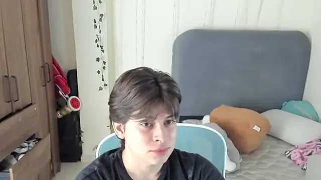Felixzyn Adlı Modelin Canlı XXX Sohbeti