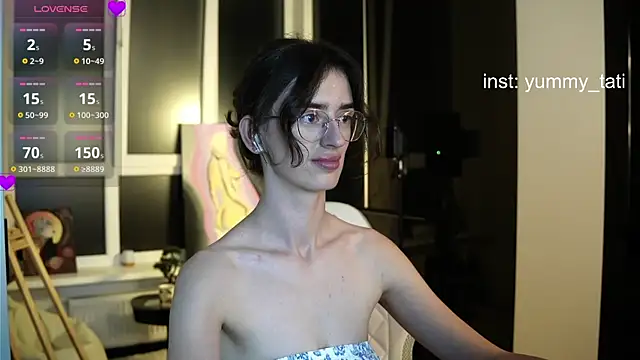 YummyTati's Live XXX Chat