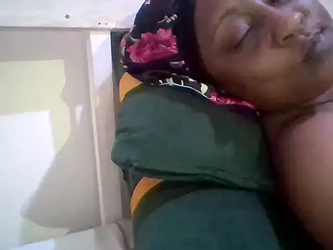 Chat +18 de TenderE ao vivo