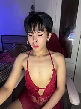Plaxxxtique live XXX chat