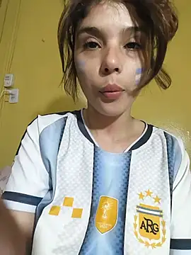 צ'אט XXX בשידור חי של mariamac420