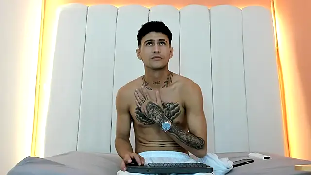 oliverroyce Live XXX-chat