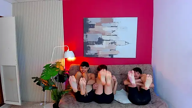 Hot_GuysW 即時 XXX 聊天