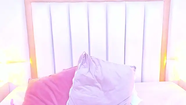 Онлайн чат XXX LaylaaDoll