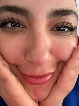 Chat +18 de sukhakunis1 ao vivo