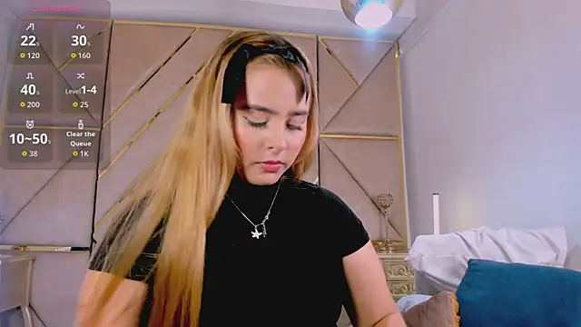 Chatroom XXX en direct de MikaelaStone