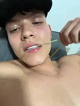 DilanMiller_ – Naživo XXX chat