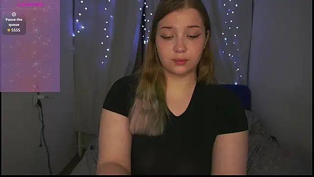 CuteSharloti Live XXX-chat