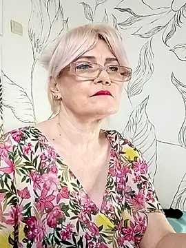 Czat XXX na żywo – Catty_Lady