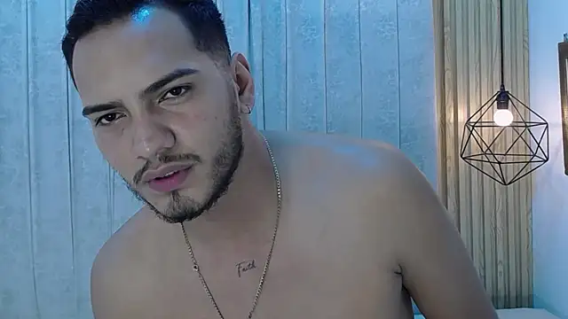 CarolinaySebas 现场XXX聊天