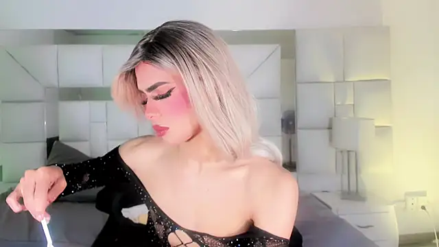 Živý XXX chat Silvana_Boyer