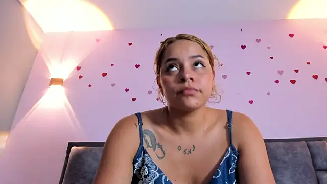RosyRoos' Live XXX Chat