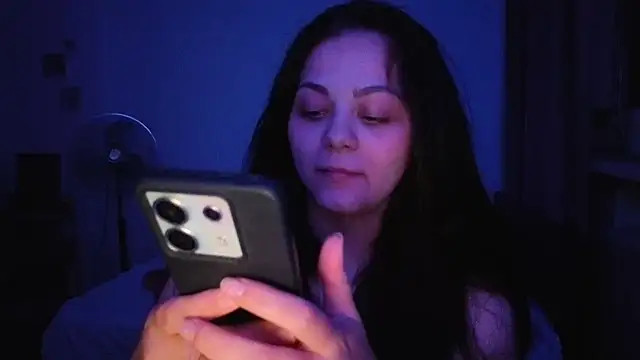 Show modela _Mikky_lil_ na web-kameri