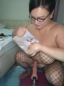 Chatroom XXX en direct de LILYsweetfcup